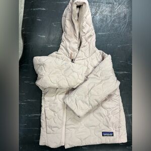Patagonia Cream Fleece Jacket quilted